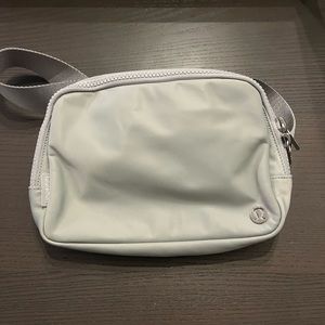 NWOT Lululemon Everywhere Belt Bag Large 2L